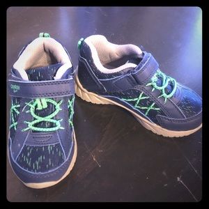 OshKosh boys sneakers
